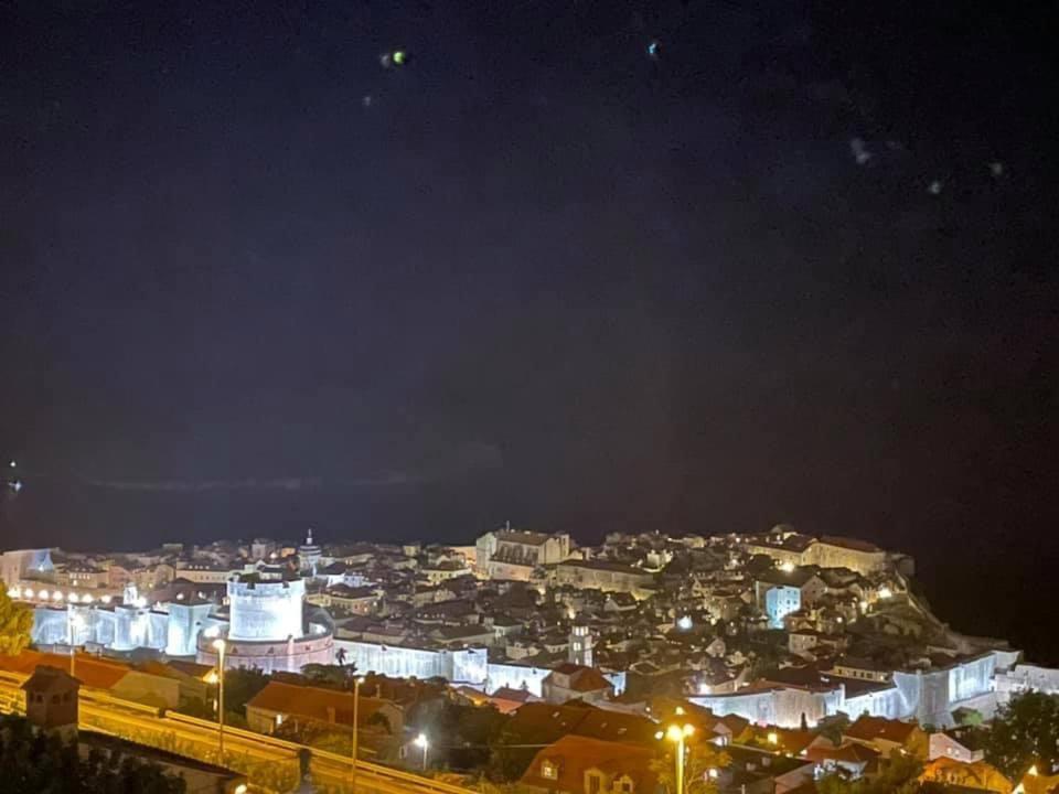 Charming View Old Town Ap, With Free Parking Apartman Dubrovnik Kültér fotó
